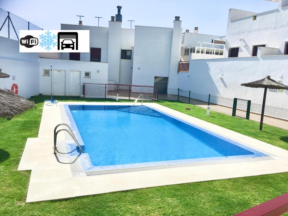 Апартаменты Atico Premium Conil Con 2 Terrazas, Parking, Piscina, Aire Ac Y Wifi -Solo Familias Y Parejas- Кониль-де-ла-Фронтера Экстерьер фото